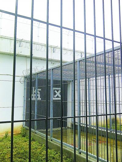 张家川发帖少年刑拘后曾被殴打 律师要求调审讯视频